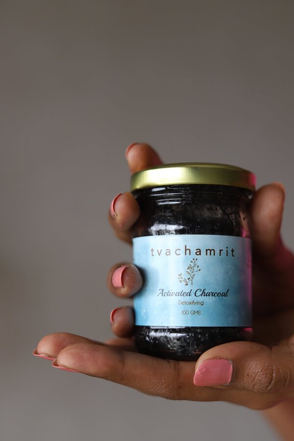 tvachamrit activated charcoal hand